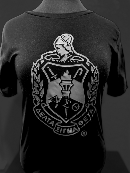 BLACK ON BLACK DST SHIELD TEE
