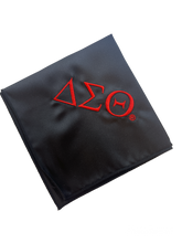 Load image into Gallery viewer, DELTA HANKIES